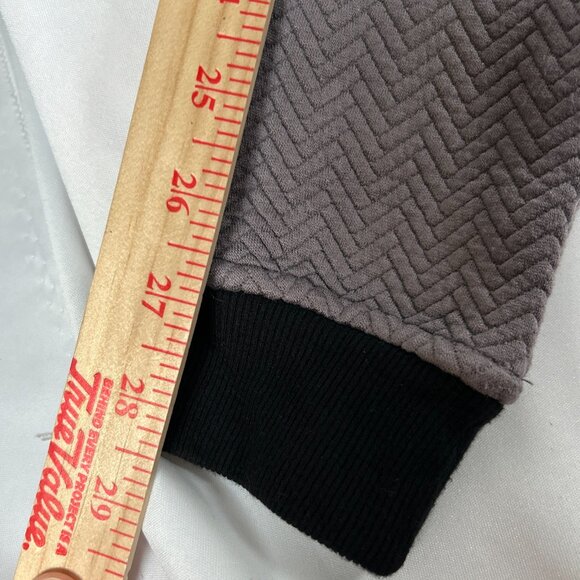 Tart Collection Women’s Small Gray Black Quilted Faux Leather Soft Full Zip Warm - Picture 9 of 11